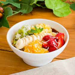 アサイーボウル ~フルーツ~税込1,738円/提供画像