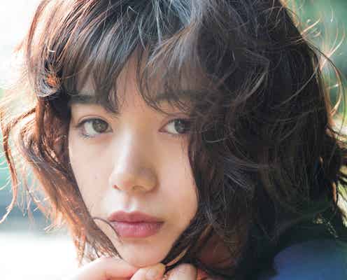池田エライザ、妖艶&無邪気な表情にドキッ