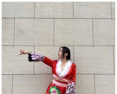 MEGBABY、圧巻美脚のハンコックコスプレ披露「まさに実写版」「再現度高すぎる」と反響