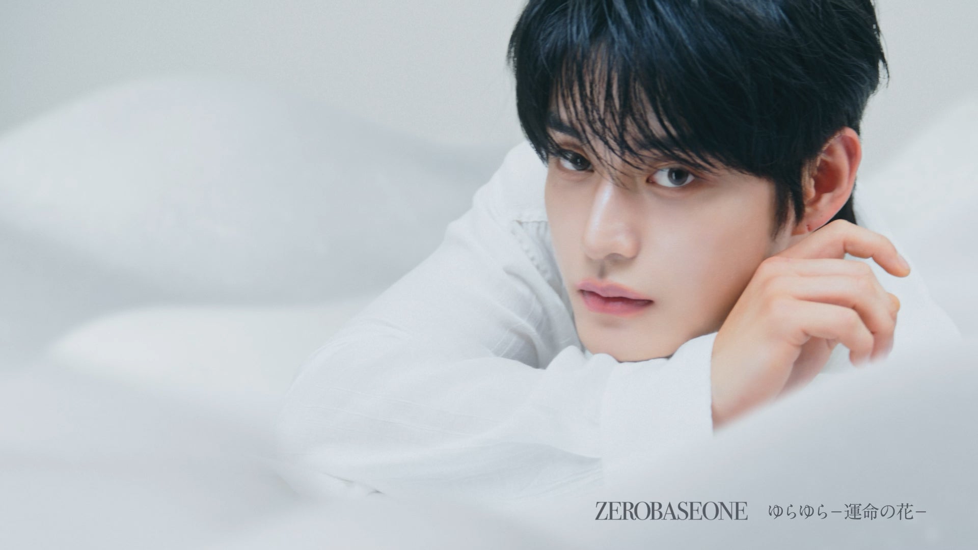 新CM「ビフェスタ 泡洗顔」篇より（提供写真）