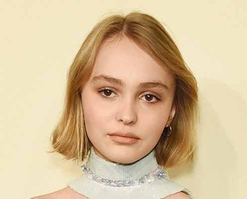 ジョニー・デップ娘のリリー・ローズ 透明感溢れる美貌と圧巻スタイルで話題沸騰