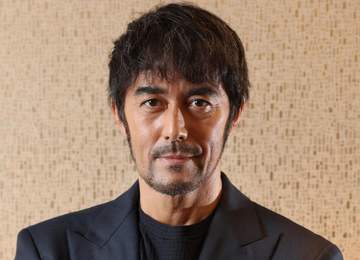阿部寛 「VIVANT」で裏切り発覚直後は「街を歩けない状態に」 東条・濱田岳も「日本中から疑われた」