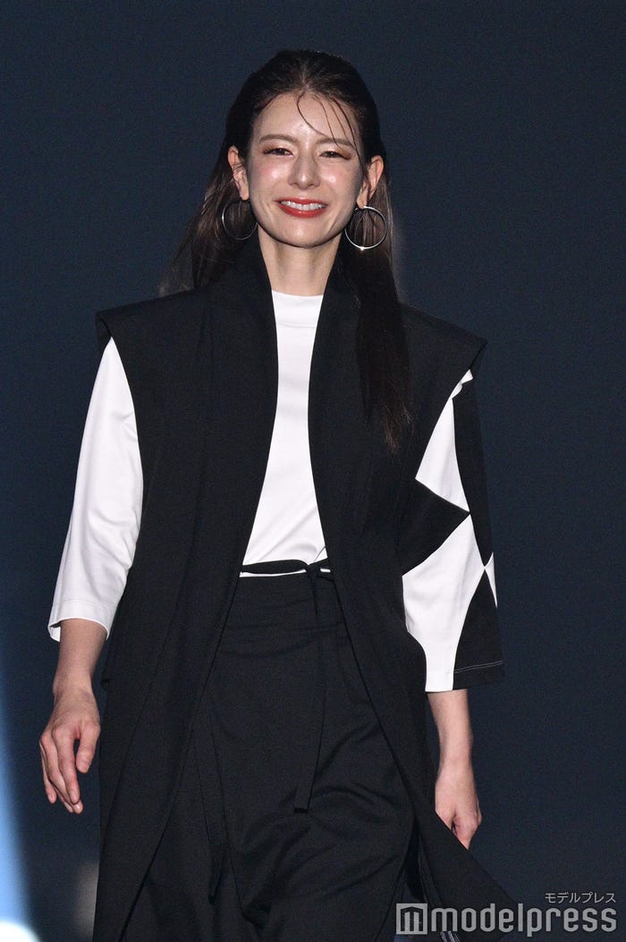 スザンヌ(C)モデルプレス