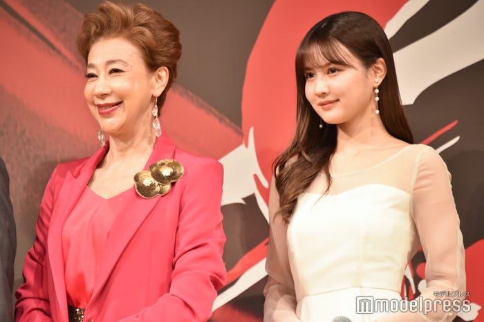 前田美波里、中村麗乃(C)モデルプレス