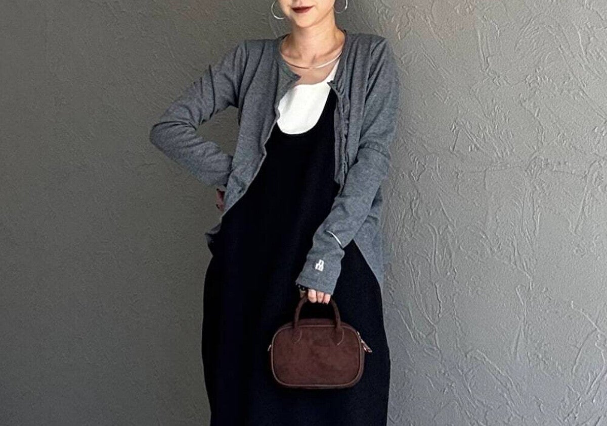 季節の変わり目はモノトーンコーデが断トツでおしゃれ♡今すぐ真似したい大人の着こなし術
