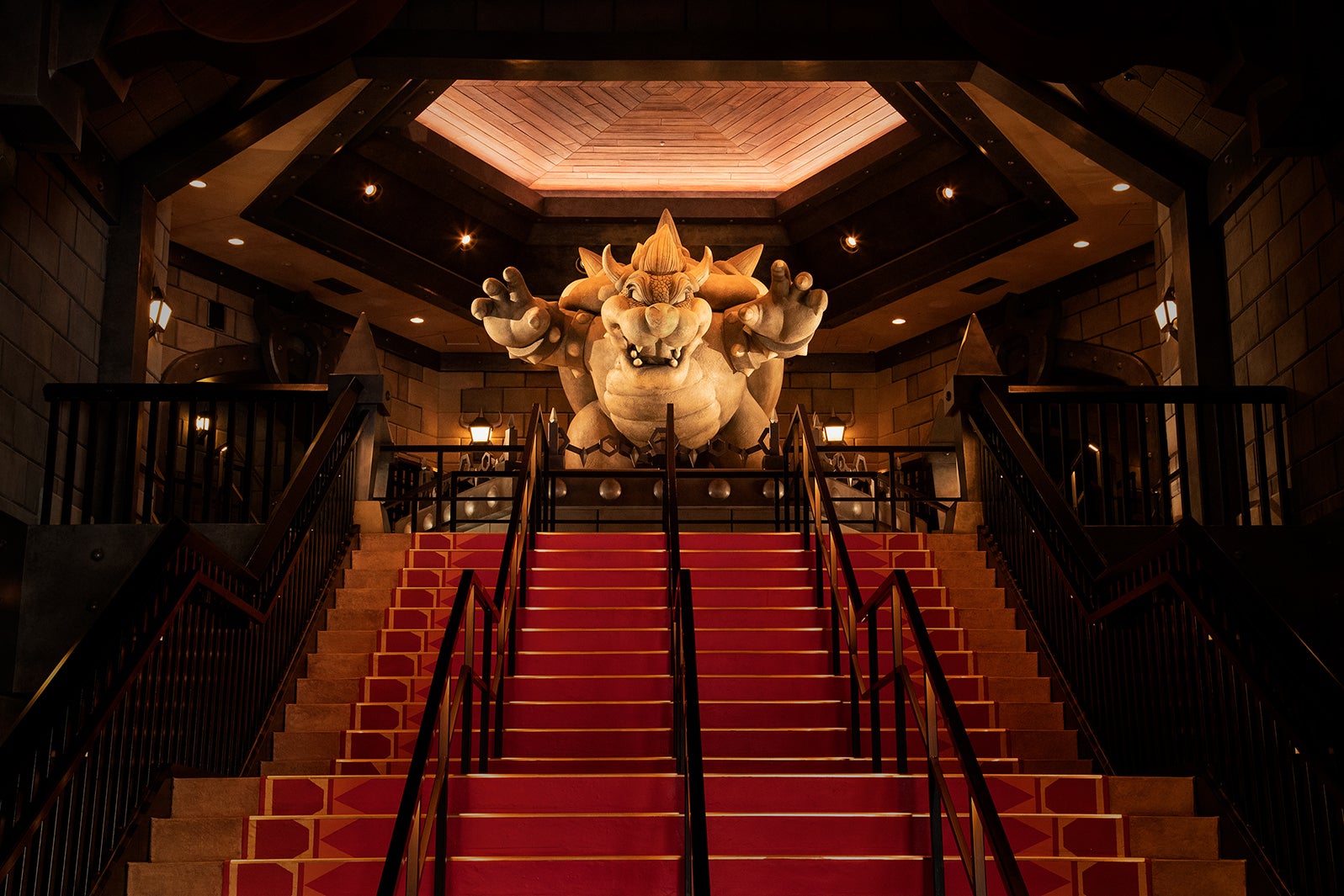 クッパ城（内観）／スーパー・ニンテンドー・ワールド（画像提供：ユニバーサル・スタジオ・ジャパン）