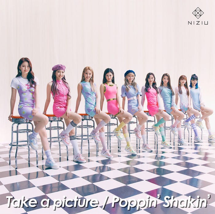 NiziU/2nd Single「Take a picture/Poppin’ Shakin’」初回生産限定A盤(提供写真)