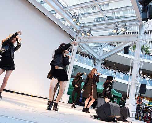 “新生Flower”野外ライブに観客熱狂 素顔全開トークで藤井萩花が赤面?<モデルプレス独占レポ>