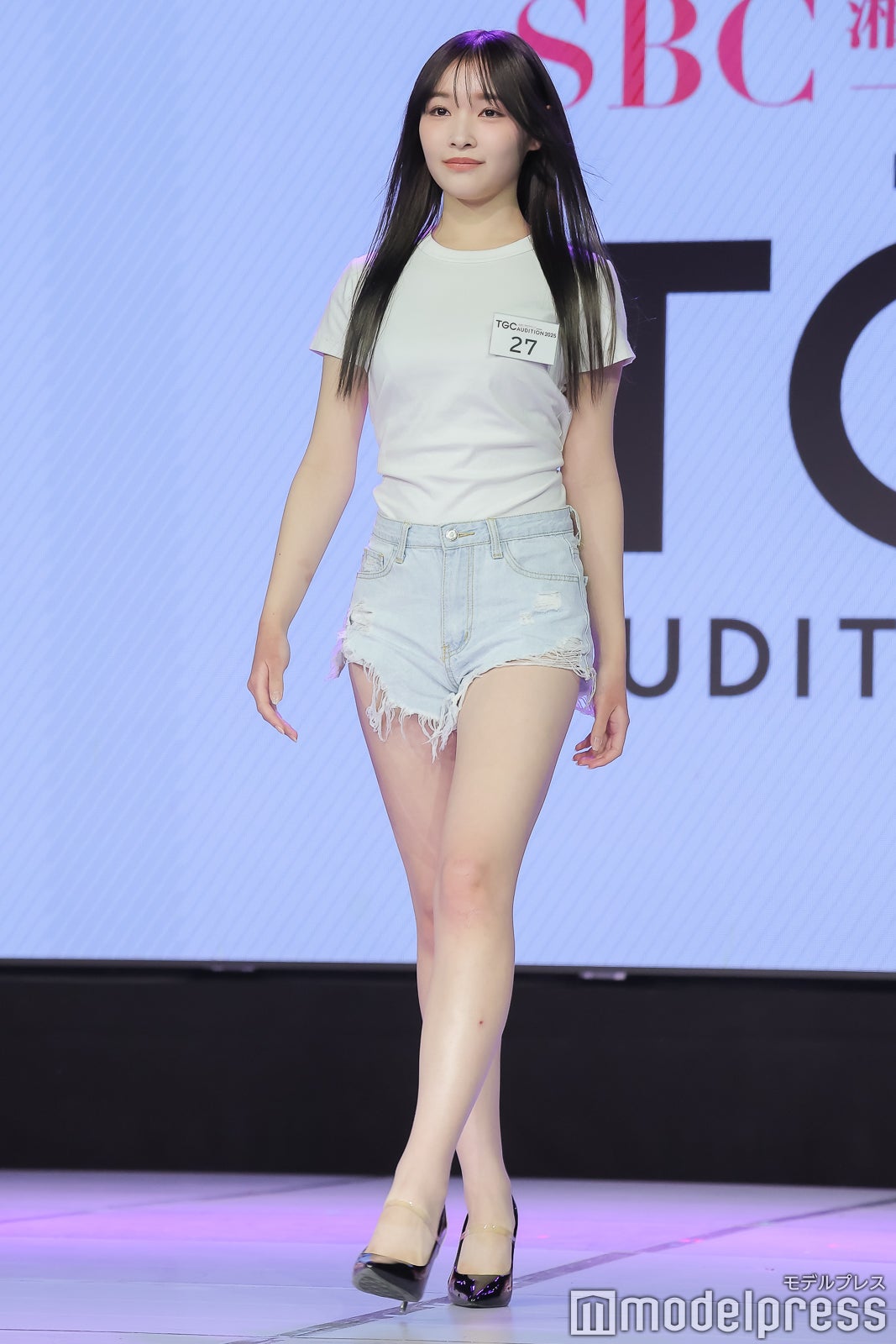 冨塚紫乃さん（C）モデルプレス