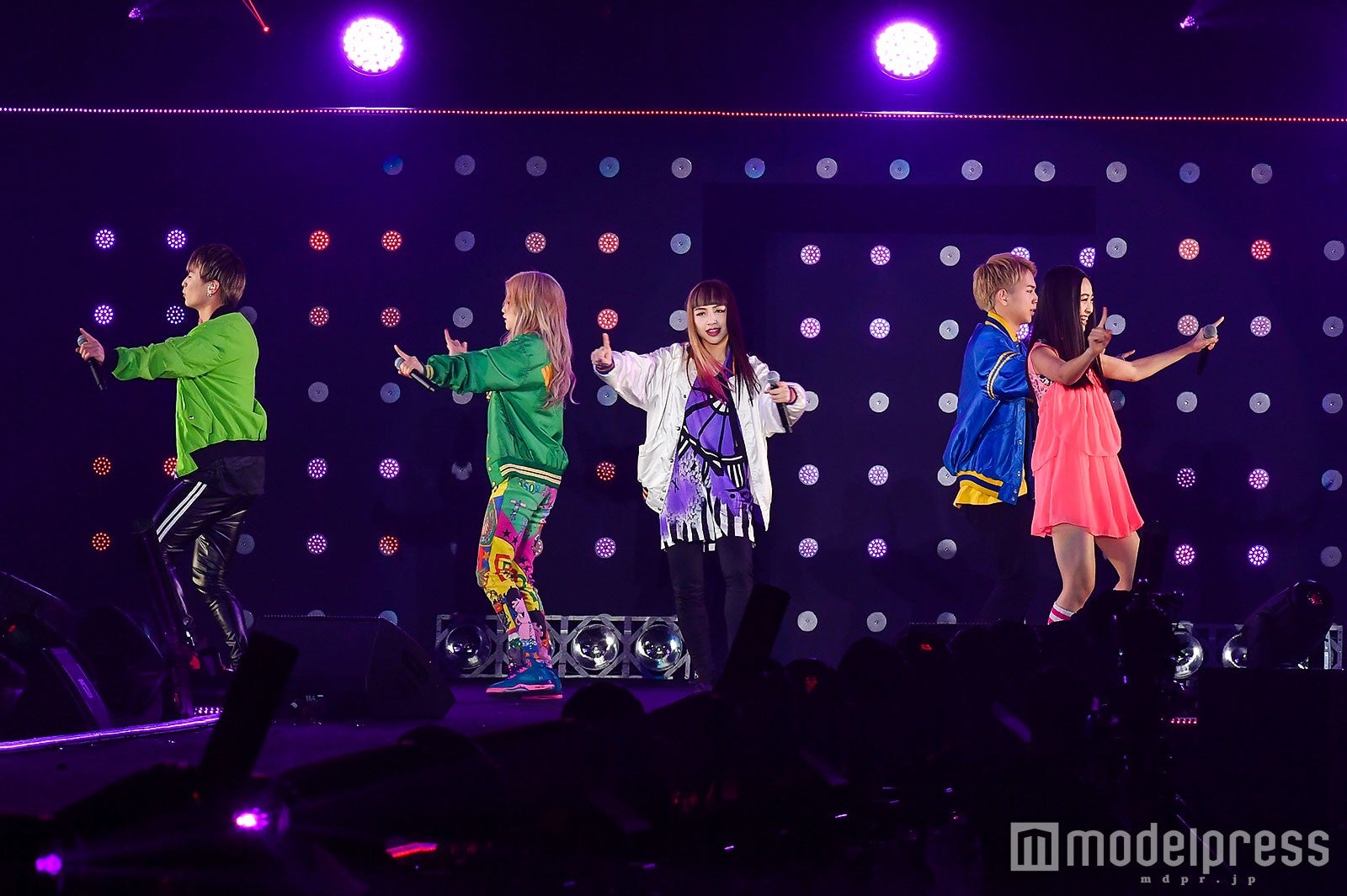 lol（C）モデルプレス