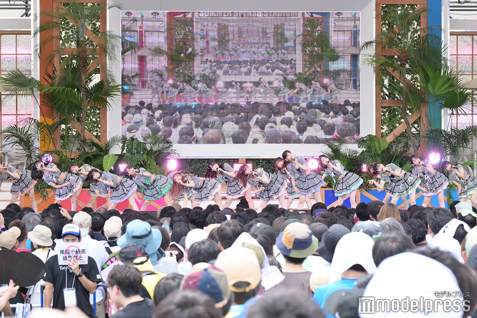 AKB48（C）モデルプレス