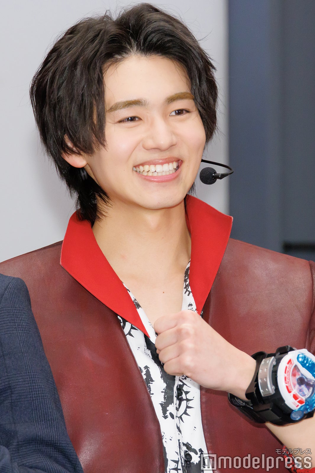 ブンブンジャー　ぬいぐるみ　範道大也　井内悠陽 ブンレッド 範道大也 井内悠陽 爆上戦隊ブンブンジャー 戦隊