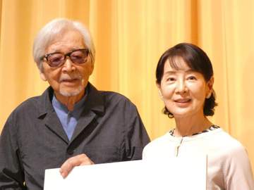 吉永小百合 「母と暮せば」で息子役の二宮和也とは「親子のような関係で仲良し」長崎原爆の日に「この映画を思い出して」と平和願う
