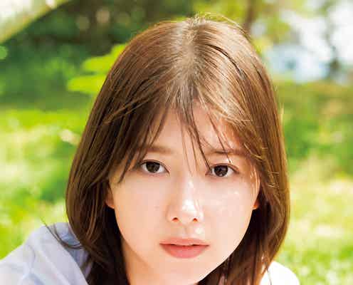 櫻坂46渡邉理佐、透明感あふれる姿で「少年マガジン」ラストグラビア