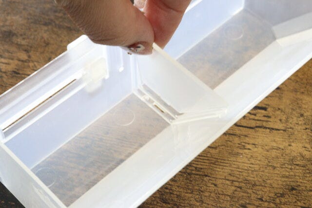 冷蔵庫用取り出しやすい小物入れ　仕切り　取り外し