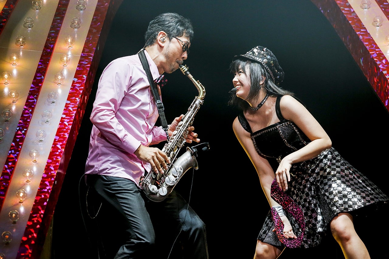 ライブの様子／photo by HAJIME KAMIIISAKA