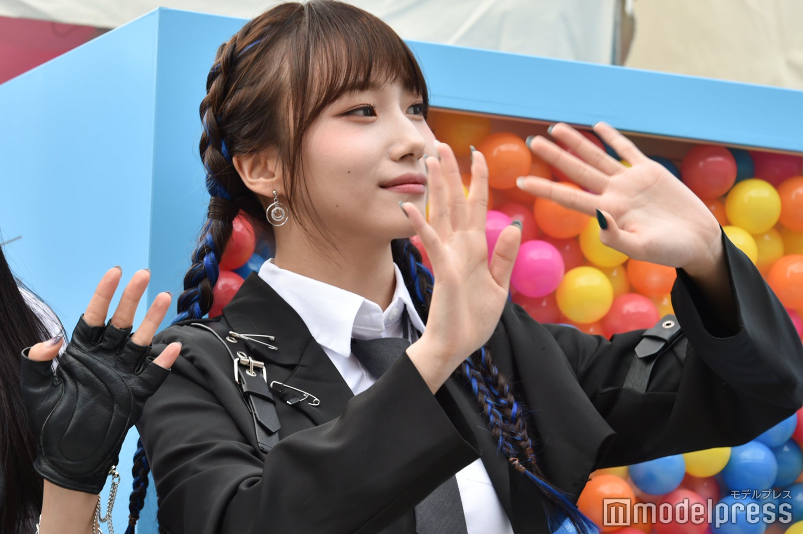 イメチェン前のヨンウン（C）モデルプレス