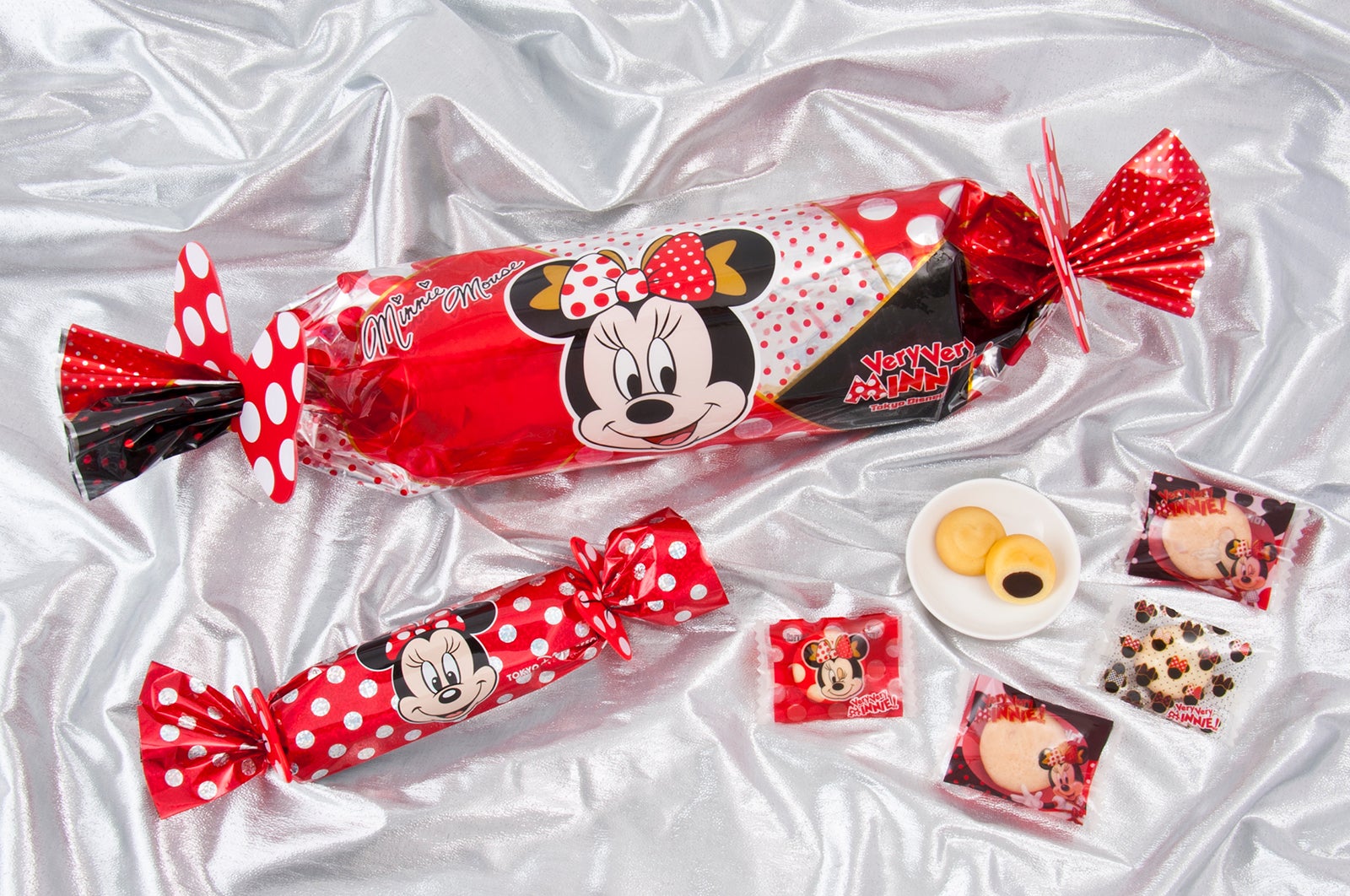 スペシャルグッズ（C）Disney