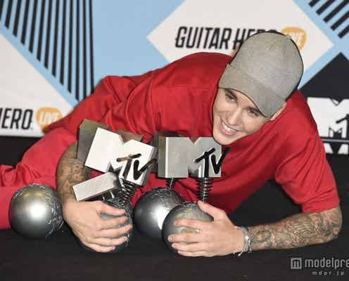 ジャスティン・ビーバー、MTV EMAで5部門受賞