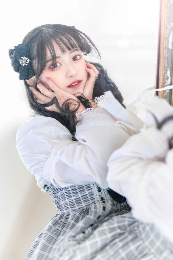 コンカフェ時代のにじほ(提供写真)