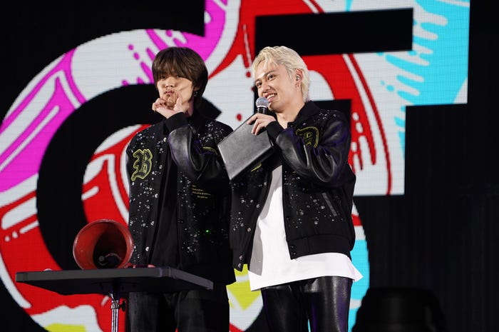 やまと、ひゅうが(C)上飯坂 一