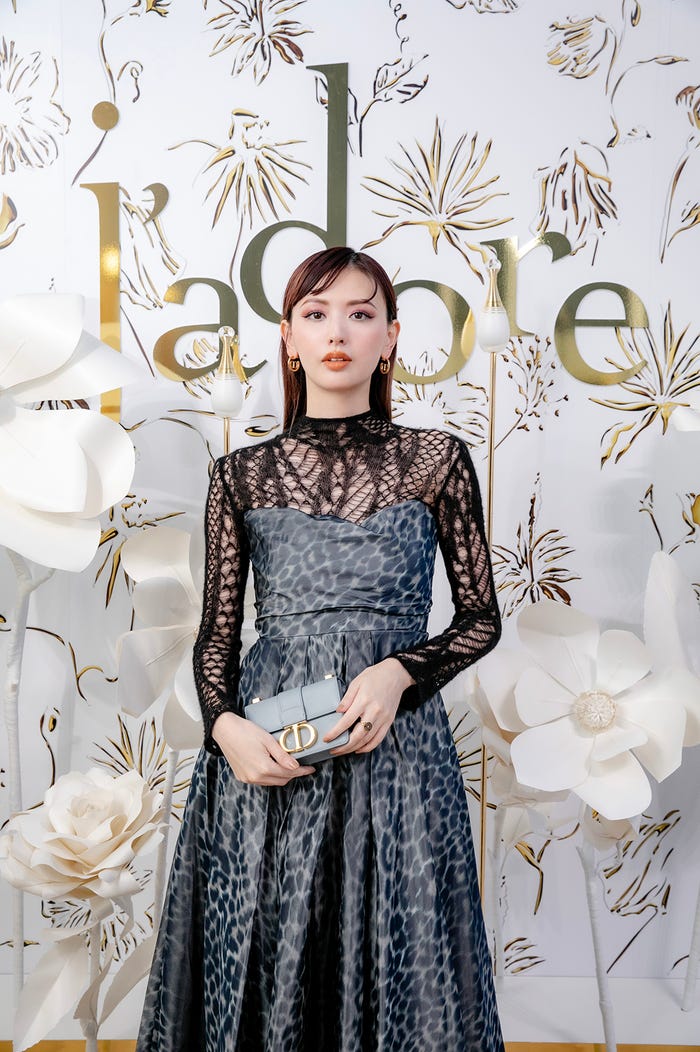 鈴木えみ/画像提供:ディオール