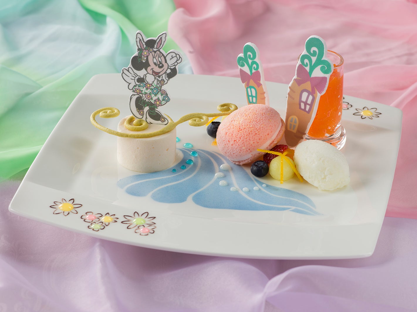 「ドリーマーズ・ラウンジ」キャラクターデザート／（C）Disney