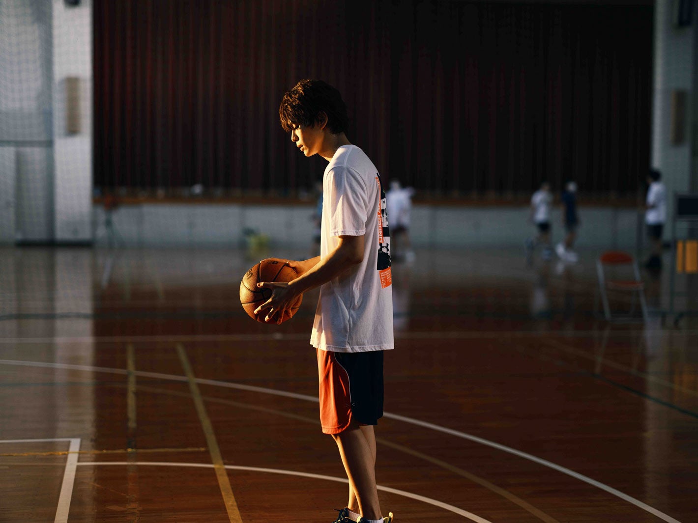 眞栄田郷敦／「カラダ探し」メイキングカット（C）2022「カラダ探し」製作委員会