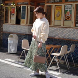 おうちデートに最適な服装は 彼氏とゆっくり映画を楽しむ週末コーデ集 モデルプレス