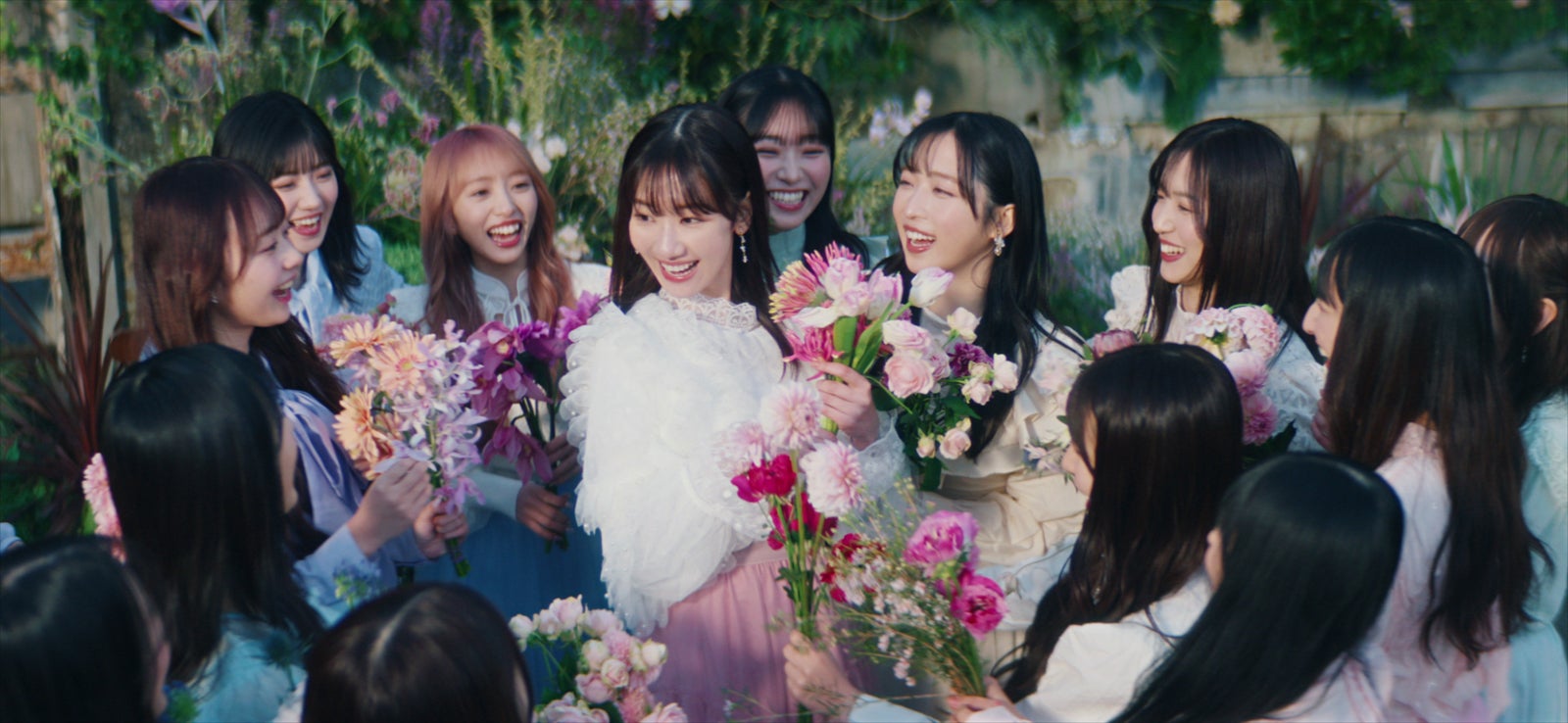 AKB48「カラコンウインク」（C）AKB48