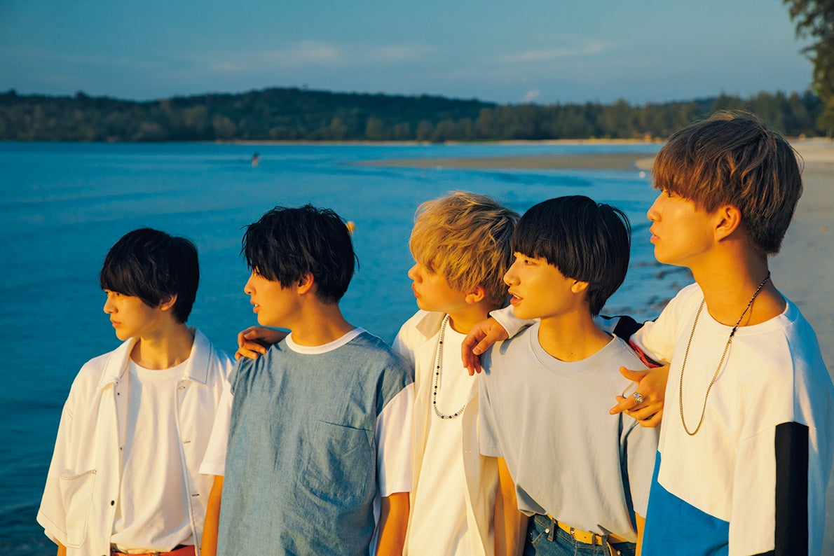 サンダードラゴンお気に入りカット／「WARNA （ワルナ ワルニ）」より（C）SDP