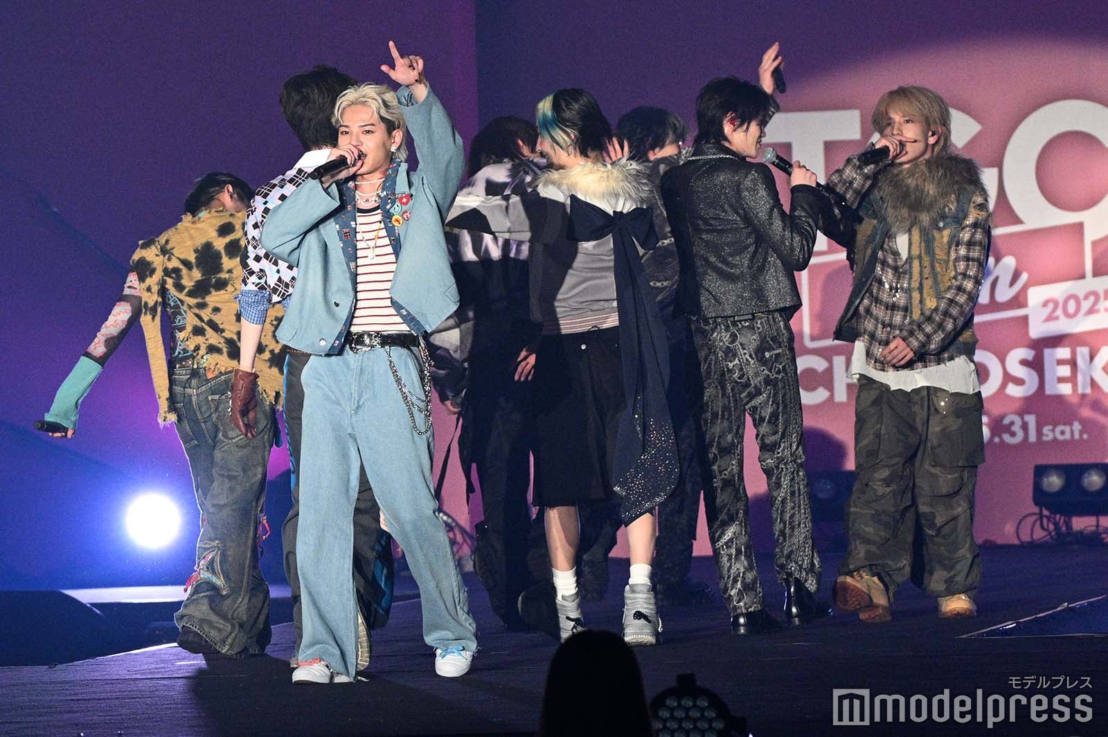 XY（C）モデルプレス