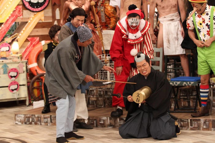 「文春砲直撃の侍(八・一一事件で負傷)」 (C)フジテレビ