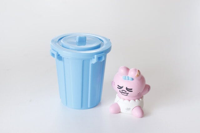 セリアのミニチュアごみ箱