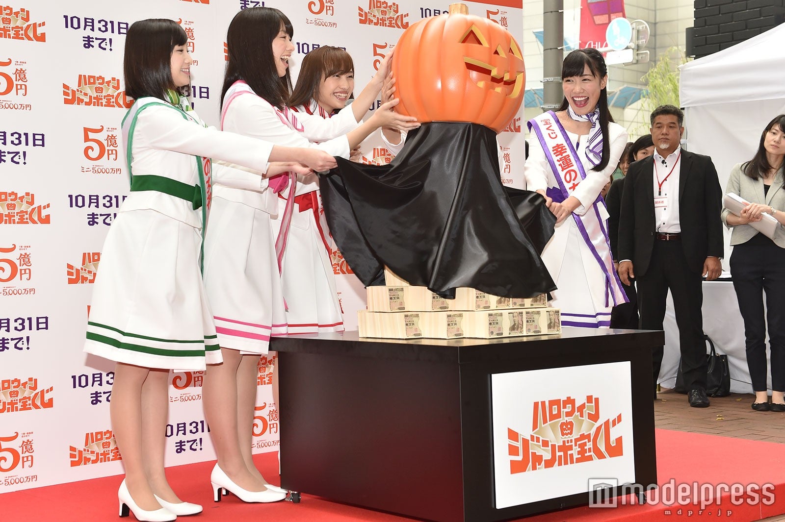 有安杏果、佐々木彩夏、百田夏菜子、玉井詩織、高城れに （C）モデルプレス