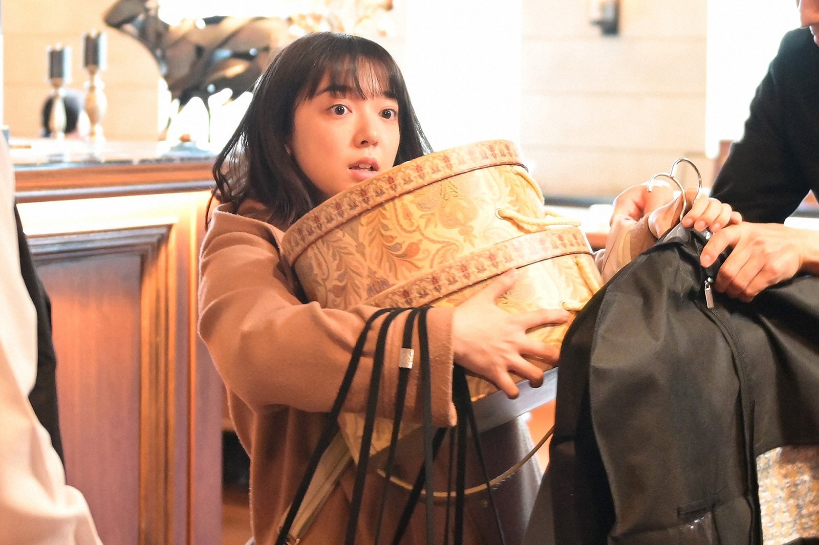 上白石萌音「オー！マイ・ボス！恋は別冊で」第1話より（C）TBS