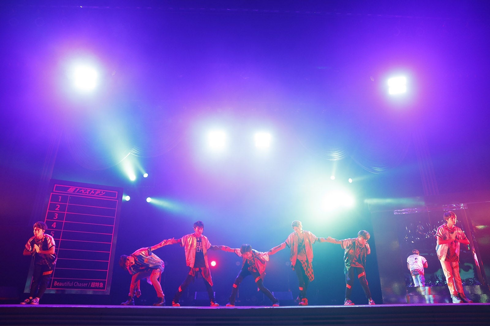 超特急（写真提供：SDR／カメラマン：M.ミチコ）