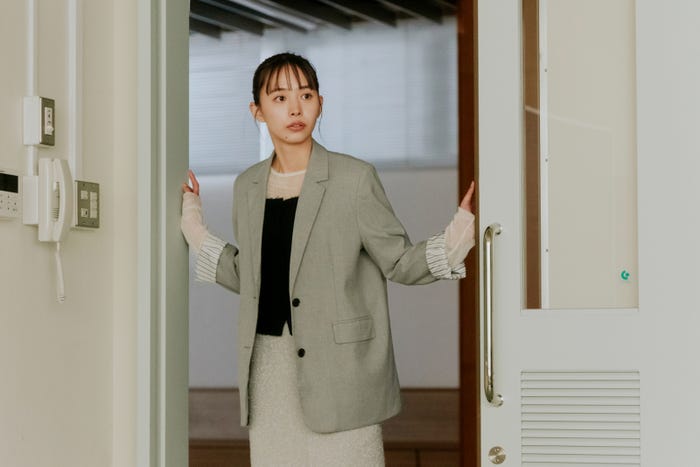 井桁弘恵「私の町の千葉くんは。」第8話(C)「私の町の千葉くんは。」製作委員会