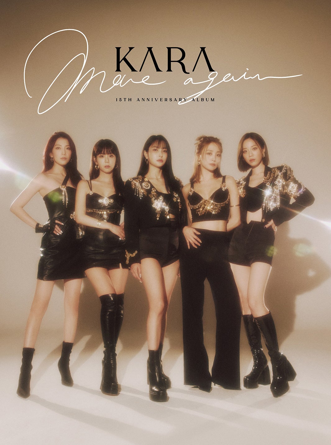 KARA アルバム「MOVE AGAIN – KARA 15TH ANNIVERSARY ALBUM」初回限定（提供写真）