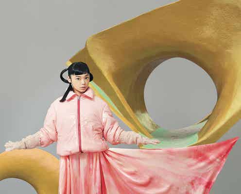 古川琴音、ポップでファニーなビジュアルで「装苑」表紙