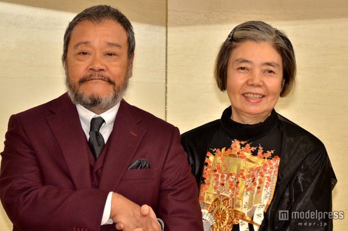 「第37回日本アカデミー賞」の司会を務める(左から)西田敏行、樹木希林