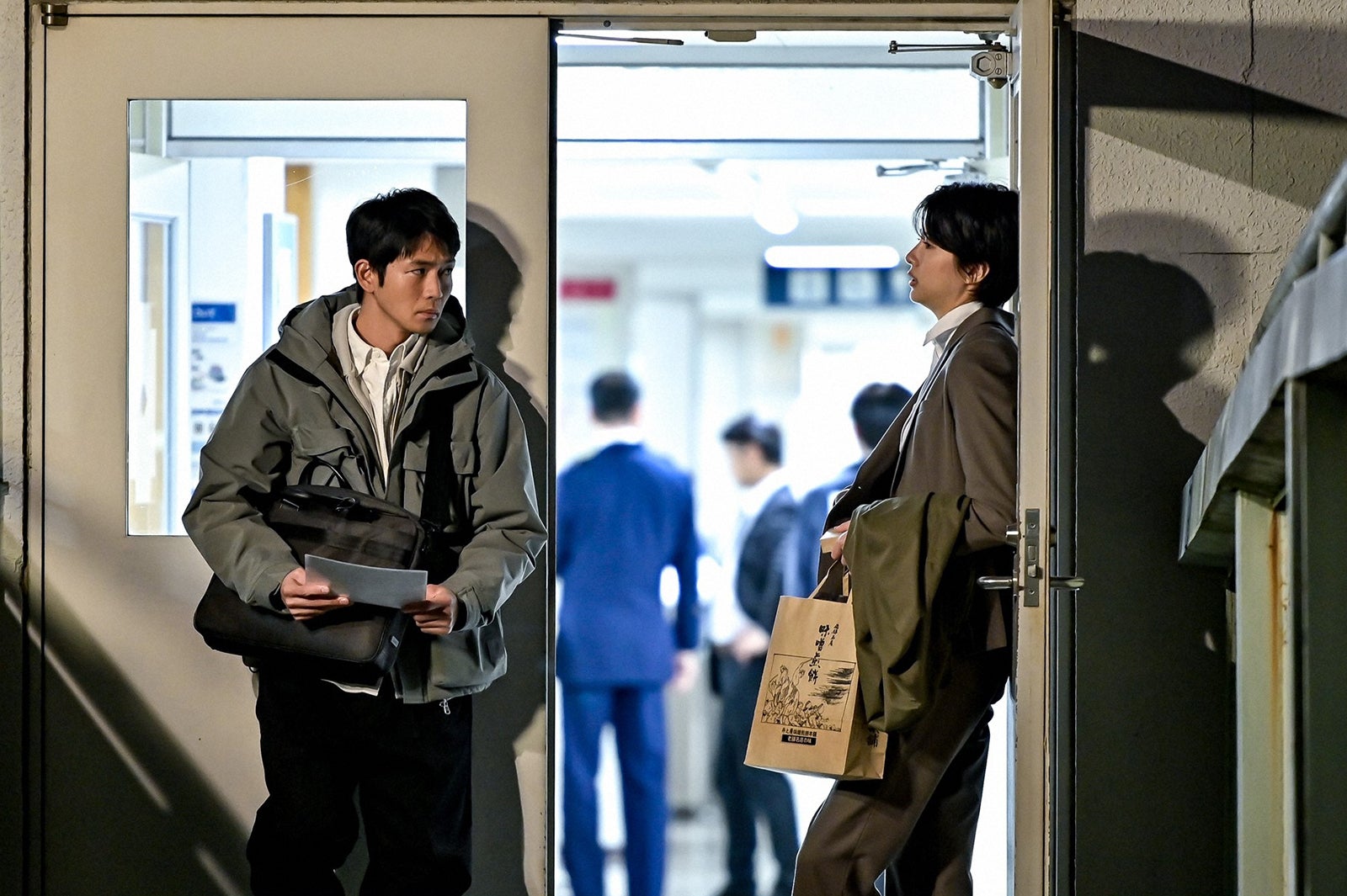 松下洸平、佐久間由衣／「最愛」最終話より（C）TBS