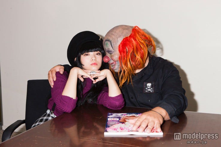 画像1/2) 黒髪美女ゆら×SLIPKNOTクラウン、異色対談が実現 恐ろしい 