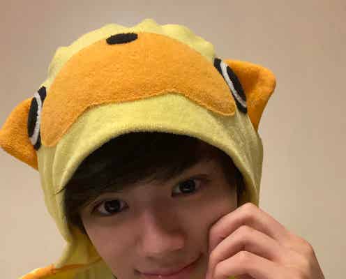 藤原大祐“あざとかわいい”パグ太郎姿で「おじカワ」の魅力アピール