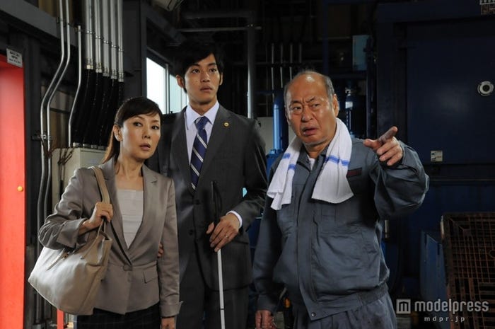 (左から)戸田恵子、松坂桃李、泉谷しげる