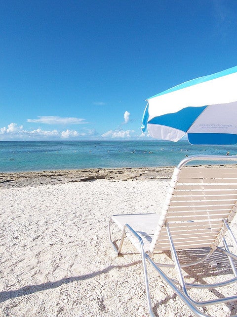 絶景に包まれた沖縄離島でのんびり贅沢時間 女子旅プレス 絶景に包まれた沖縄離島でのんびり贅沢時間 女子旅プレス