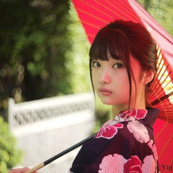 夢みるアドレセンス 山下彩耶と写真家・福島裕二による写真展が2月開催