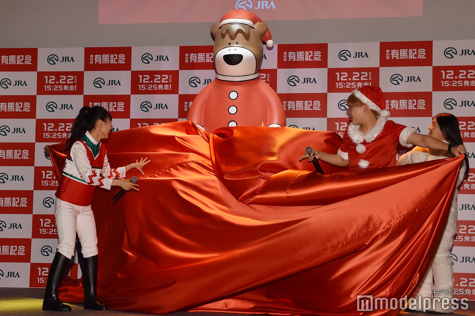 奈緒、まひる、よしこ（C）モデルプレス