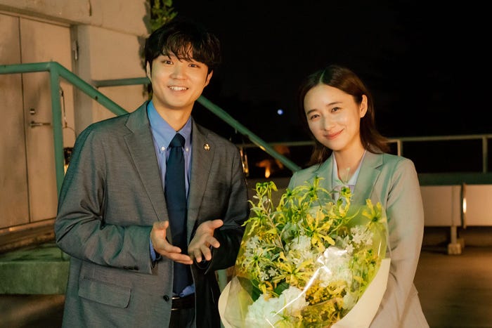 磯村勇斗、堀田真由「僕達はまだその星の校則を知らない」(C)フジテレビ