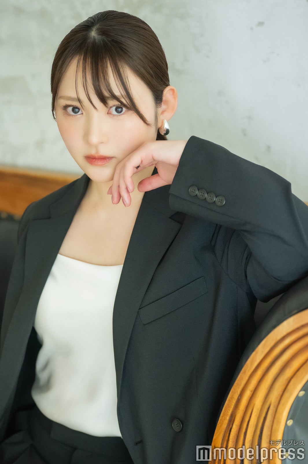 鈴木咲、グラビア復帰の反響に喜び 今後の活動と新たな挑戦について語る【モデルプレスインタビュー】